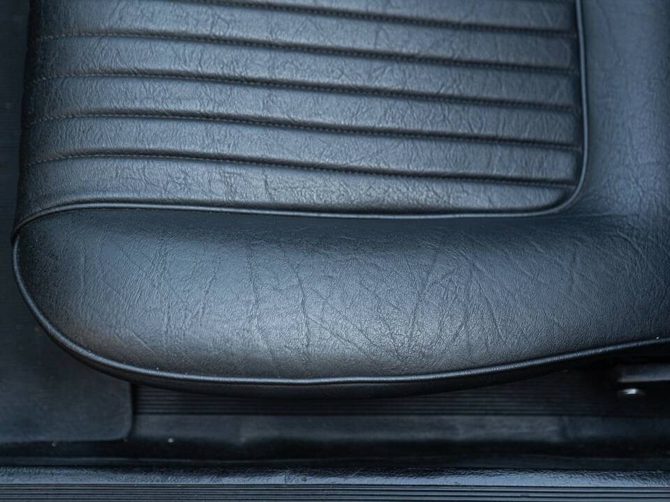 Image 39/50 of Alfa Romeo 1750 Spider Veloce (1969)