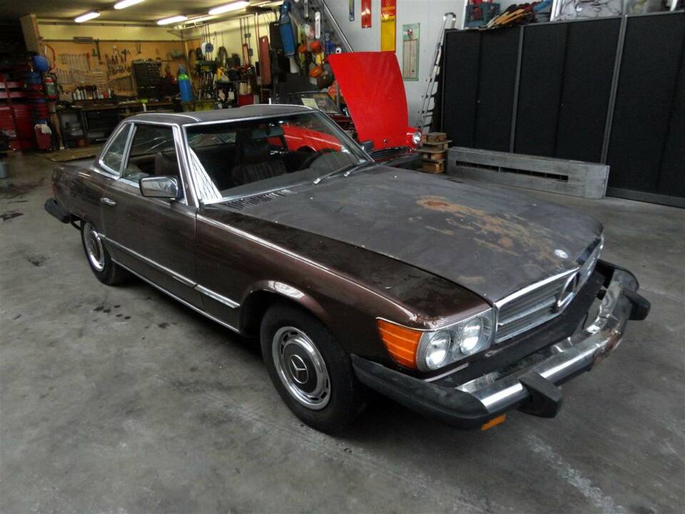 Image 13/20 of Mercedes-Benz 450 SL (1976)