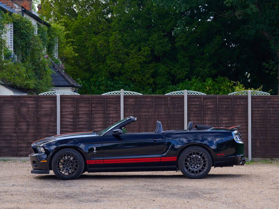 Afbeelding 30/49 van Ford Mustang Shelby GT 500 Super Snake (2014)