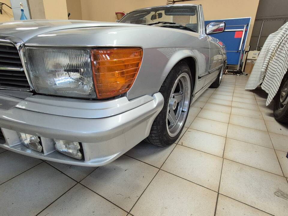 Image 7/17 de Mercedes-Benz 350 SL (1973)