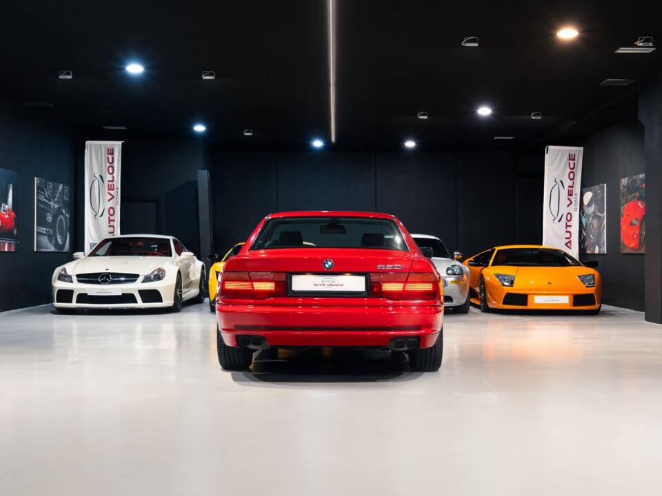 Image 6/33 of BMW 850i (1991)