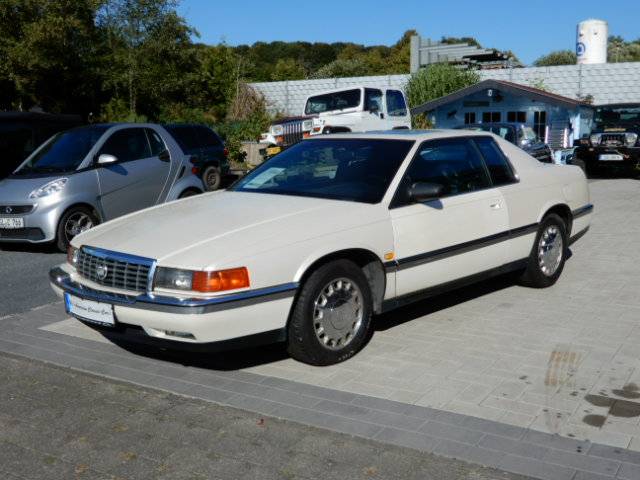 Bild 2/13 von Cadillac Eldorado TC (1992)