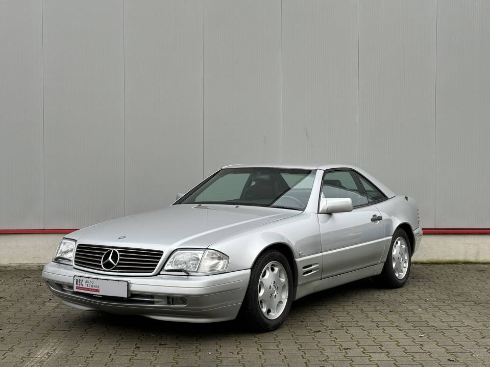 Bild 8/37 von Mercedes-Benz SL 500 (1996)