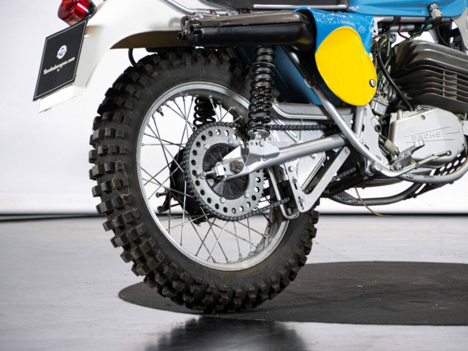 Image 9/42 of KTM 125 MC/GS (1975)