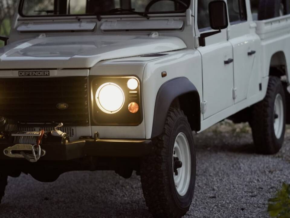Image 7/32 of Land Rover Defender 130 Td5 Crew Cab (1999)