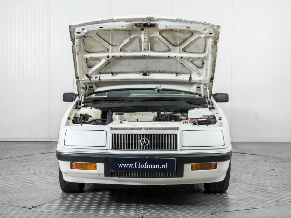 Bild 36/50 von Chrysler Le Baron 2.5 Turbo (1988)