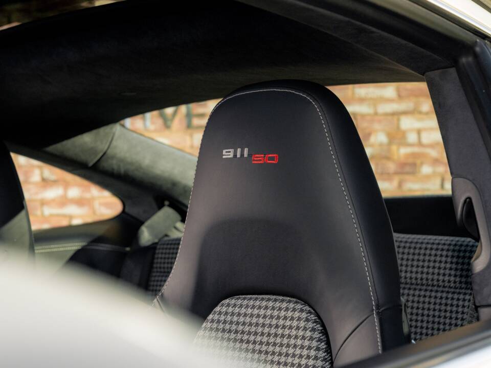 Immagine 39/71 di Porsche 911 Carrera S (2014)