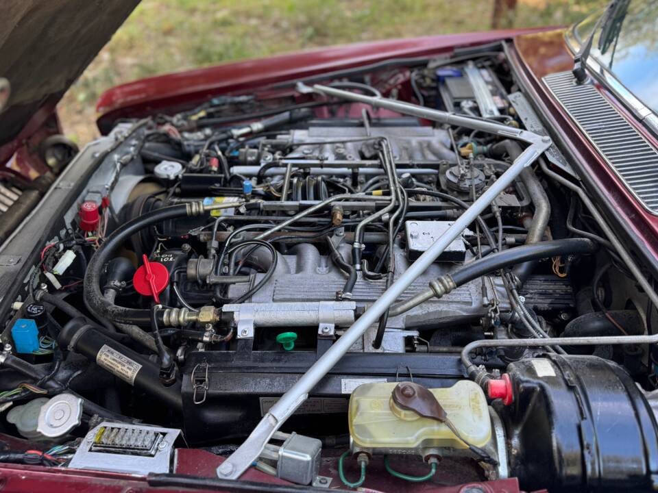 Immagine 41/41 di Jaguar XJ 12 (1990)