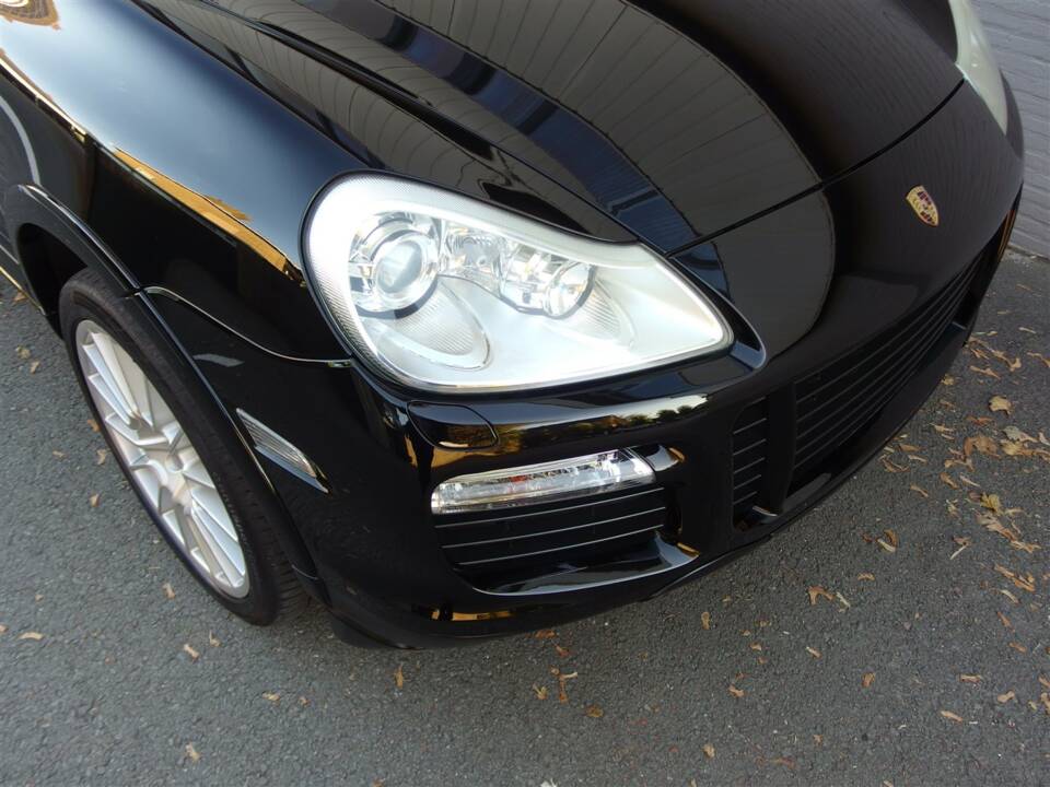 Immagine 39/100 di Porsche Cayenne GTS (2009)