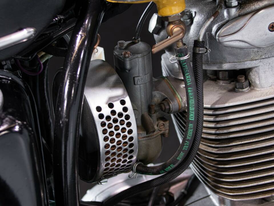 Image 21/50 of BSA DUMMY (1969)