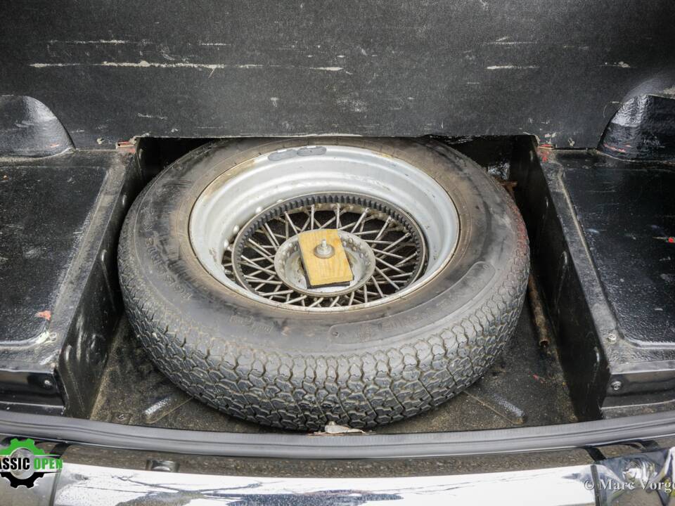 Image 36/37 of Triumph TR 4 (1965)