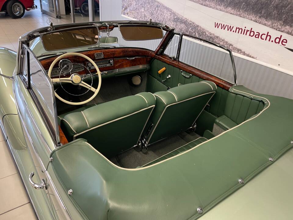 Bild 14/20 von Mercedes-Benz 300 S Roadster (1955)