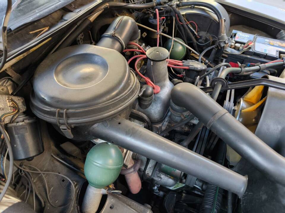 Bild 12/22 von Citroën DS 20 A (1971)