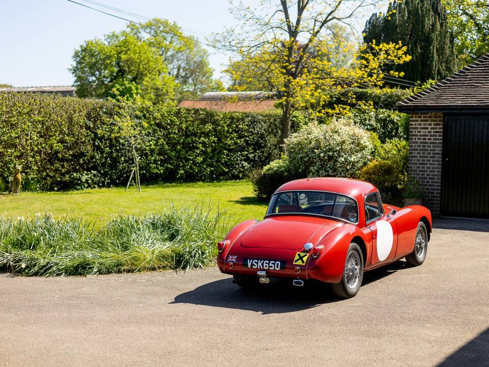 Image 19/50 de MG MGA 1500 (1957)