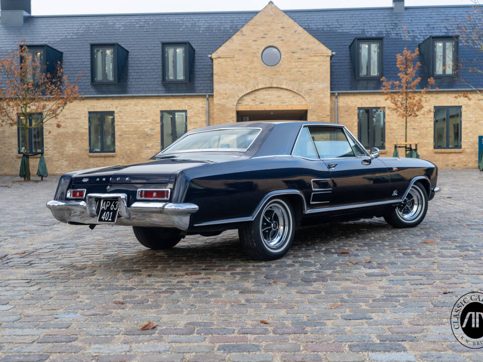 Image 9/47 of Buick Riviera Coupe (1963)