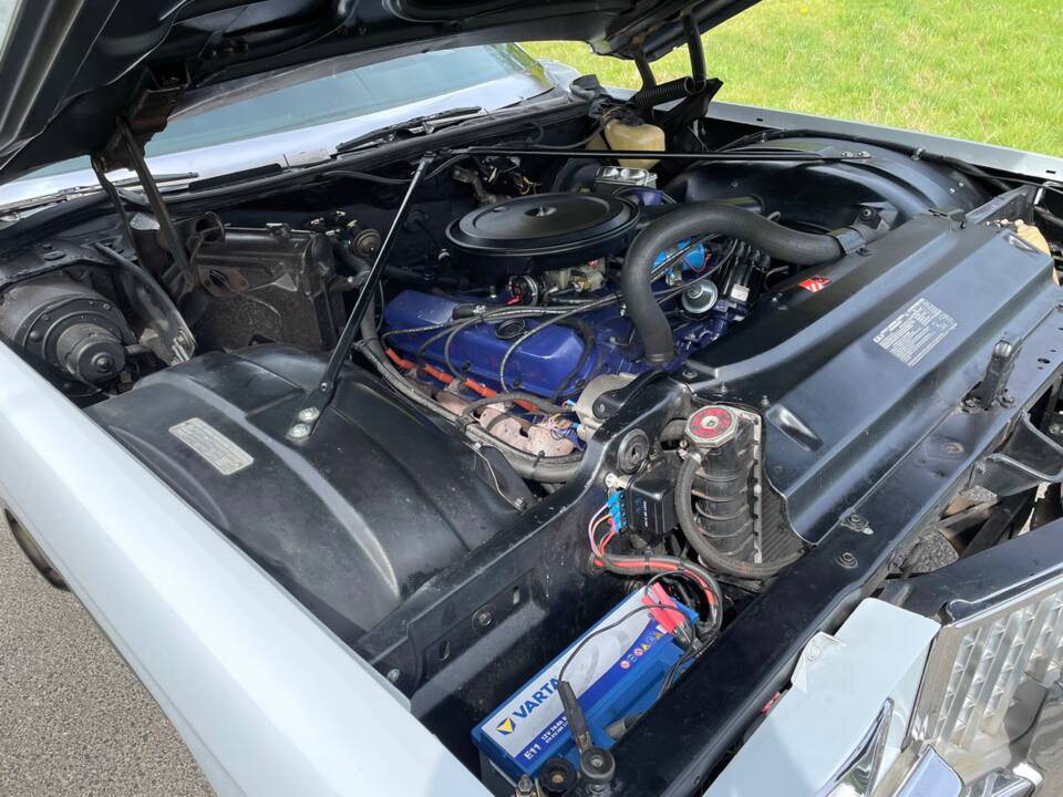 Image 18/26 of Cadillac Fleetwood 60 Special Brougham (1971)