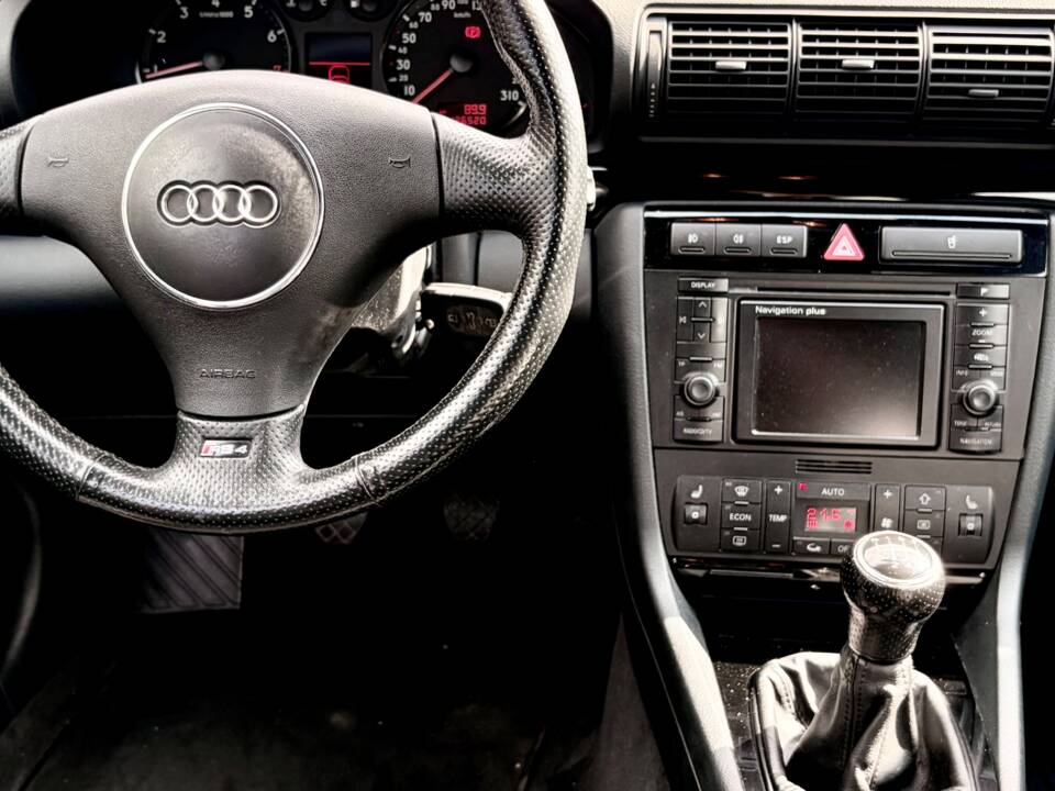 Afbeelding 9/14 van Audi RS4 Avant (2001)