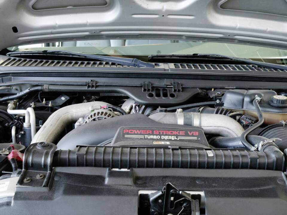 Image 27/41 de Ford F-350 Super Duty (2004)