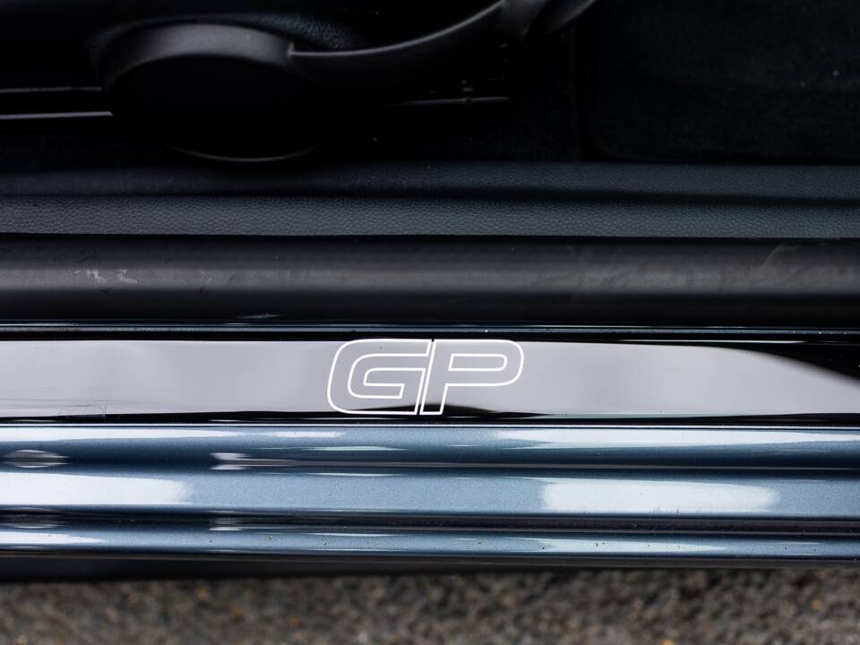 Image 38/50 of Mini Cooper S JCW GP (2006)