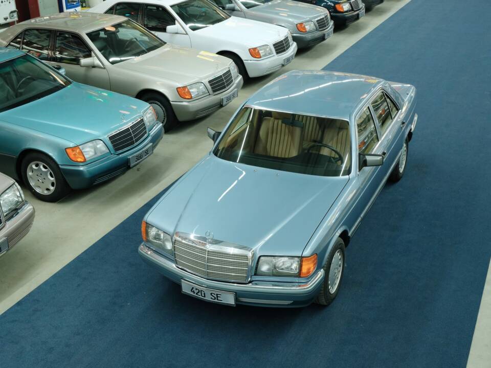 Bild 4/50 von Mercedes-Benz 420 SE (1988)