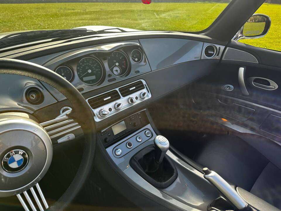 Imagen 44/61 de BMW Z8 (2000)