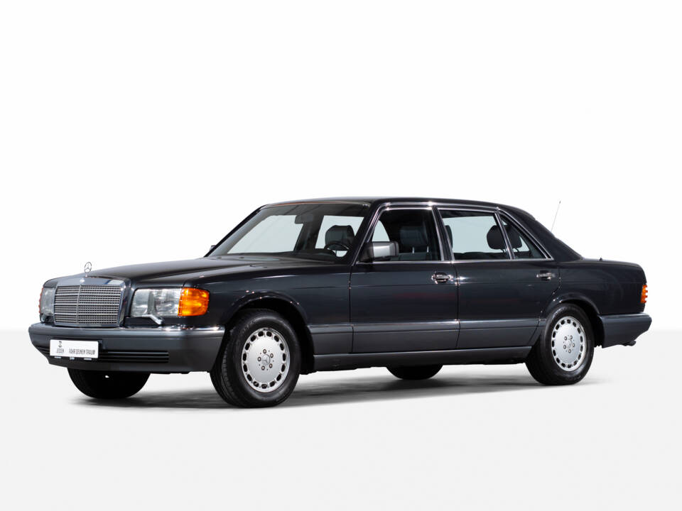 Image 3/52 of Mercedes-Benz 560 SEL (1988)