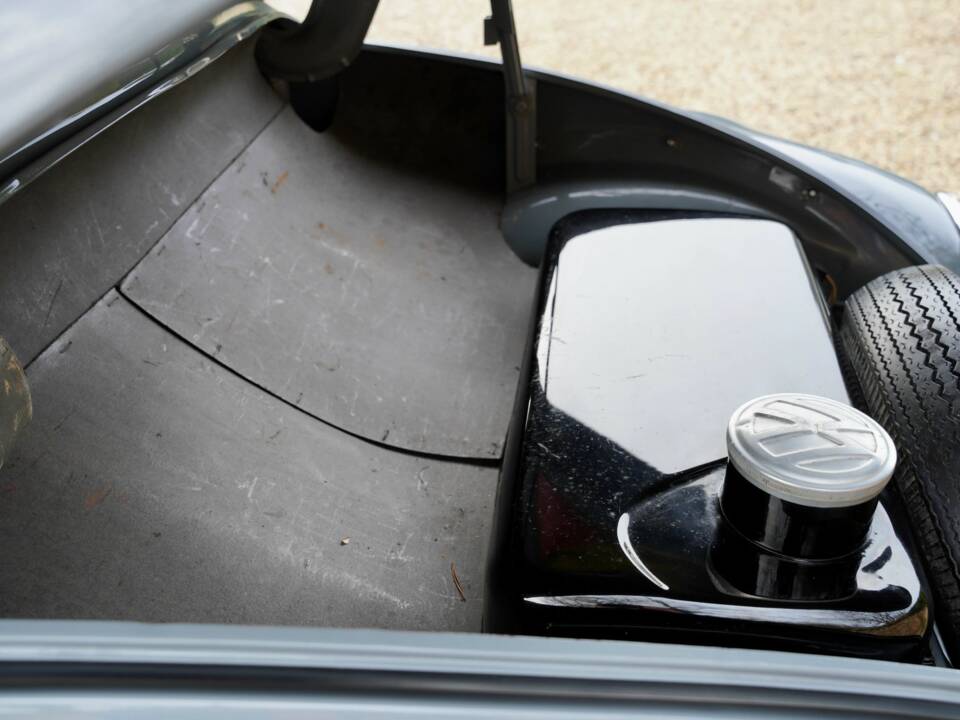 Image 19/50 de Volkswagen Käfer 1200 Standard "Ovali" (1955)