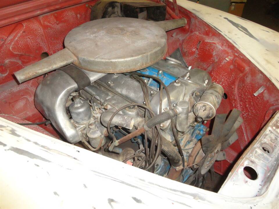 Bild 28/32 von Jaguar 240 (1968)