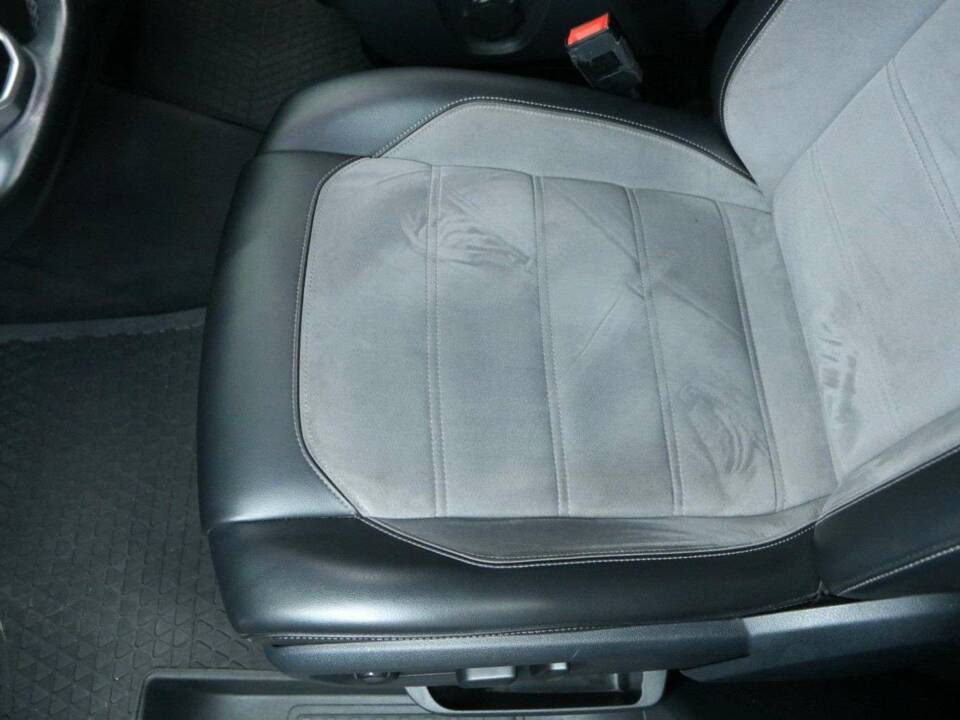 Image 11/50 of Volkswagen T6 Multivan 2.0 TDI (2020)