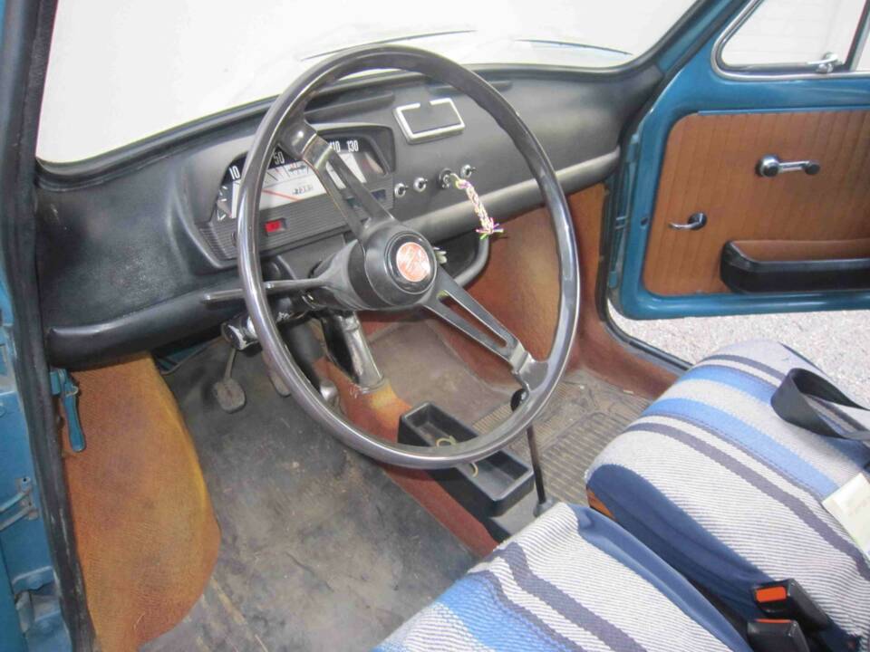 Image 4/31 de FIAT 500 L (1971)