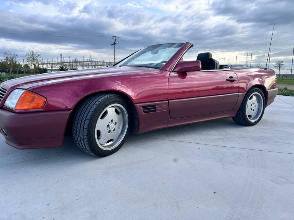 Image 12/30 of Mercedes-Benz 300 SL-24 (1992)