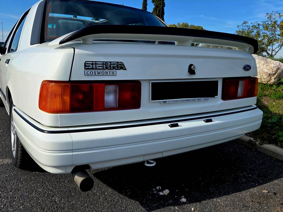 Image 21/33 of Ford Sierra 2.0i Cosworth (1988)