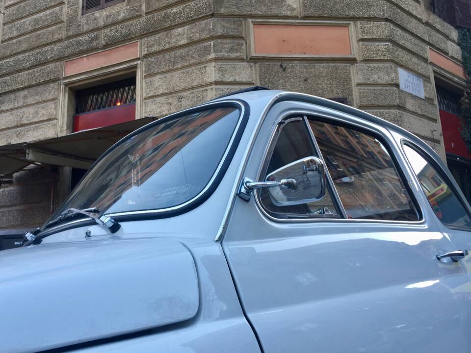 Obraz 26/33 pojazdu FIAT 500 L (1970)