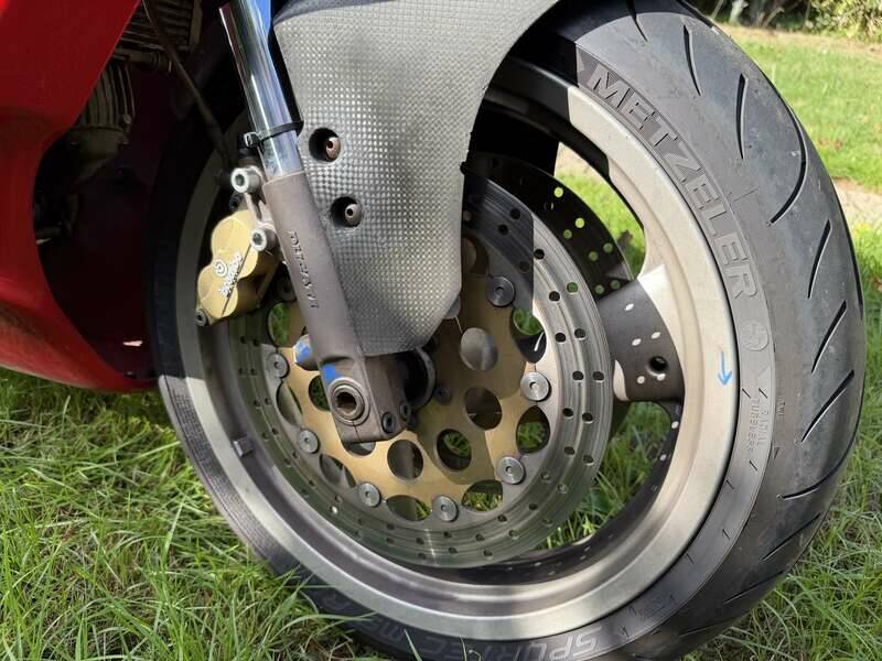Bild 21/26 von Ducati 900 SS (1995)
