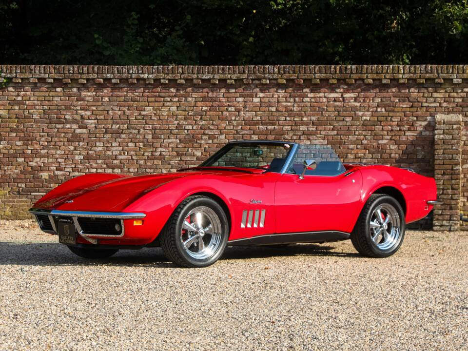 Image 26/50 of Chevrolet Corvette Stingray (1969)