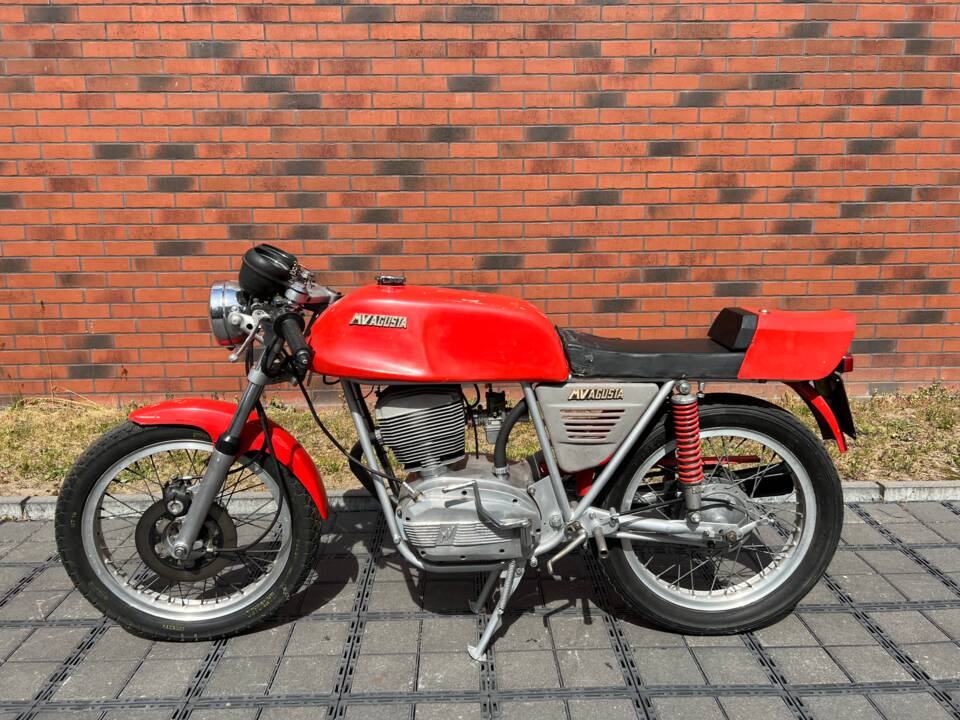 Afbeelding 16/21 van MV Agusta DUMMY (1976)