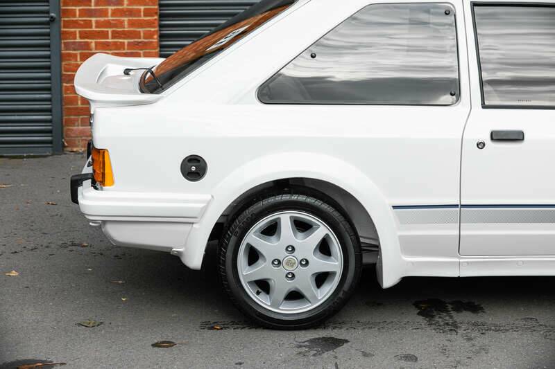 Afbeelding 18/39 van Ford Escort RS 1600 turbo (1985)