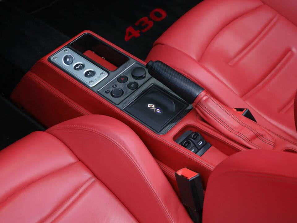Bild 38/50 von Ferrari F430 Spider (2007)