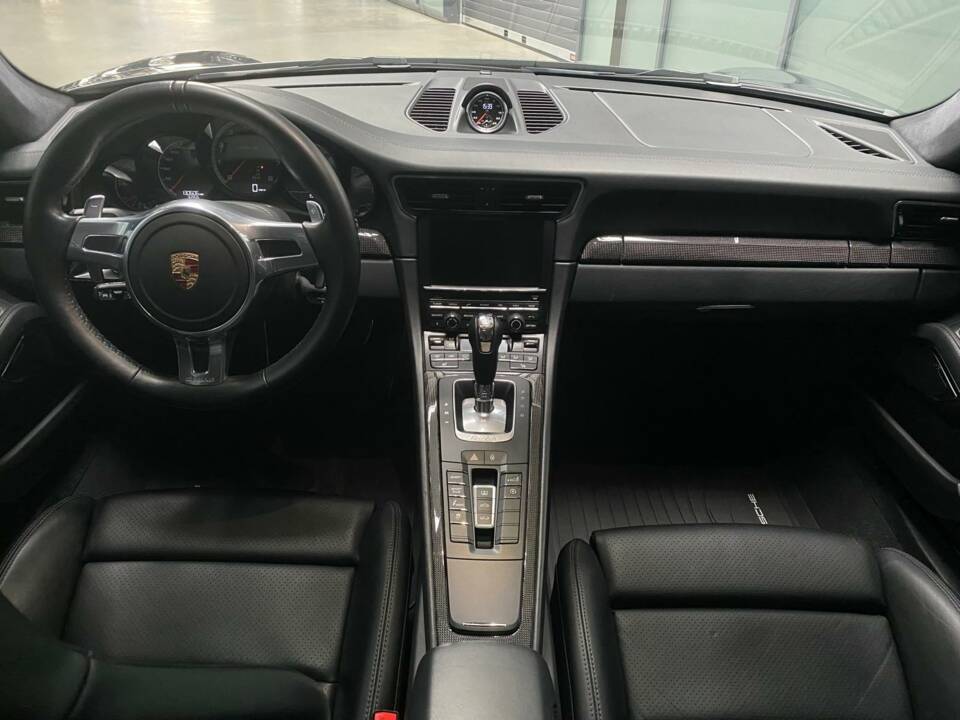 Bild 24/44 von Porsche 911 Turbo S (2013)