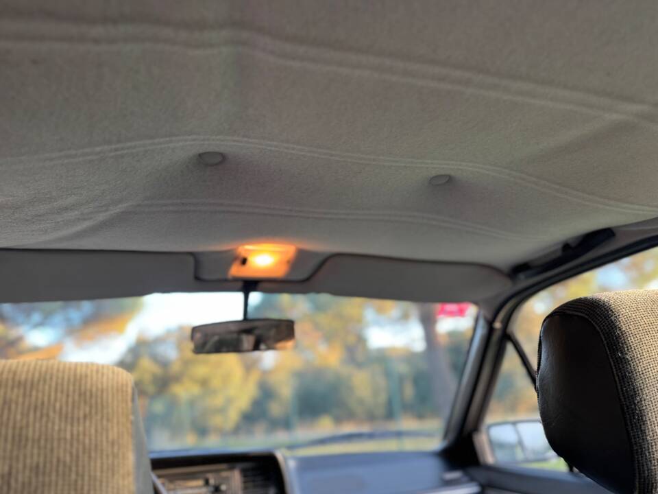 Image 32/57 of Volkswagen Passat 2.0 (1987)