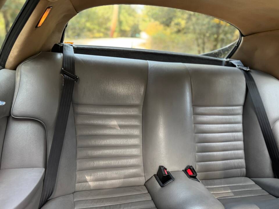 Image 34/47 of Jaguar XJ-S 3.6 (1988)