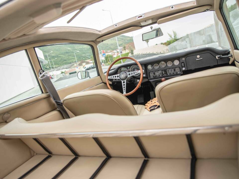 Immagine 52/88 di Jaguar E-Type (2+2) (1968)
