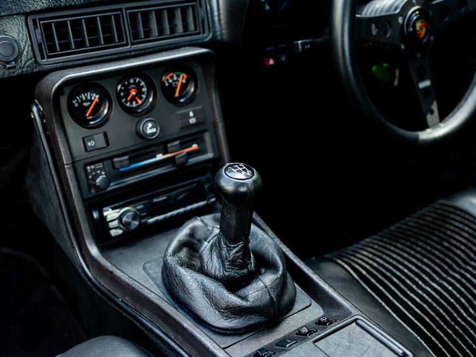 Image 10/50 de Porsche 924 S (1986)