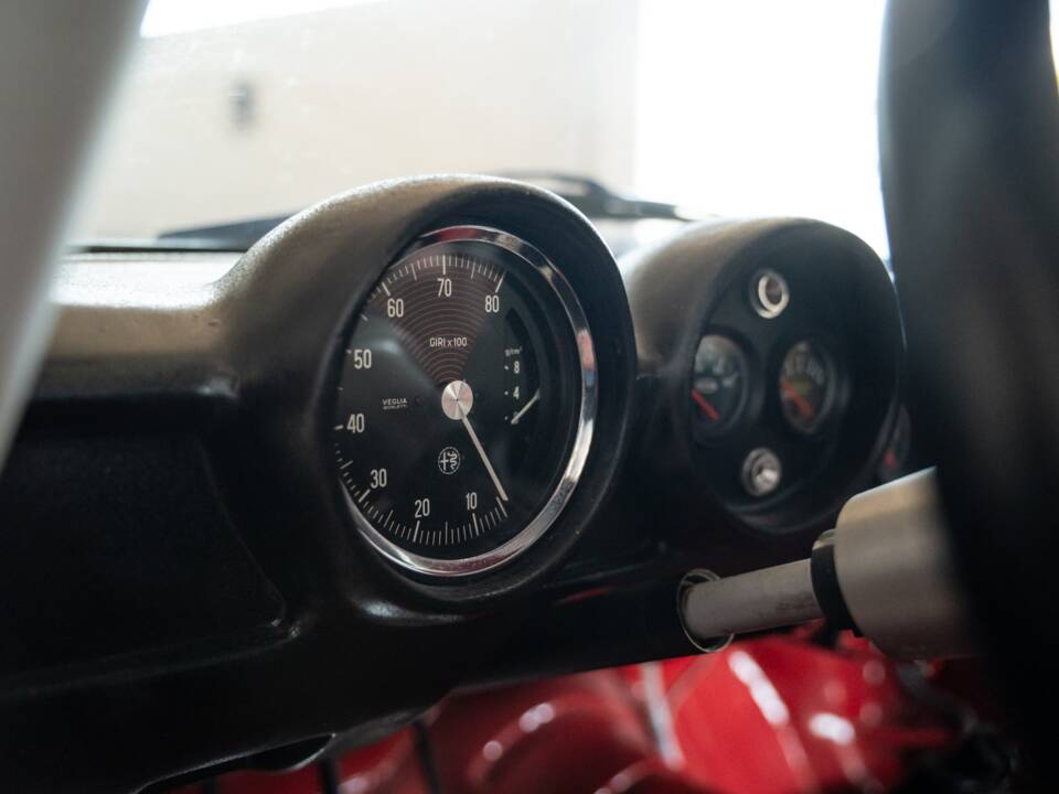 Imagen 16/81 de Alfa Romeo 1750 GT Veloce (1968)