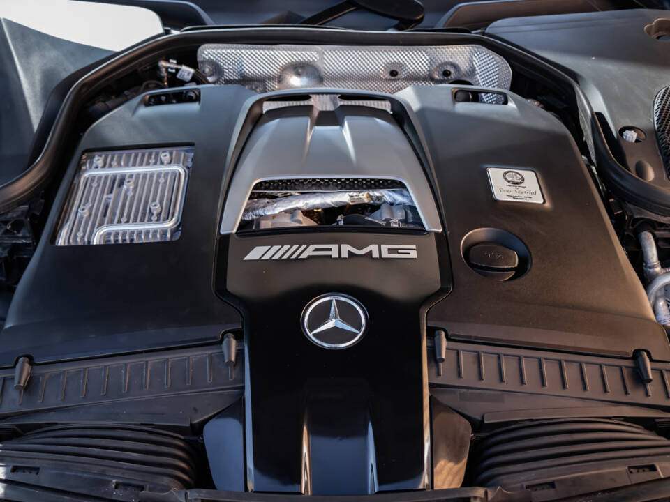 Bild 25/28 von Mercedes-Benz AMG E 63 S 4MATIC+ T (2017)