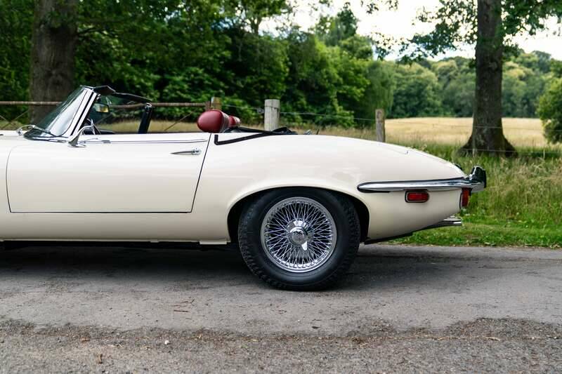 Bild 26/50 von Jaguar E-Type V12 (1971)