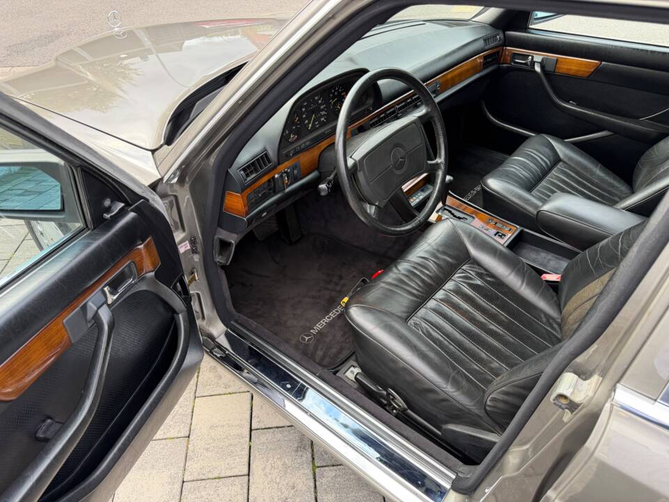 Bild 21/57 von Mercedes-Benz 500 SEL (1982)