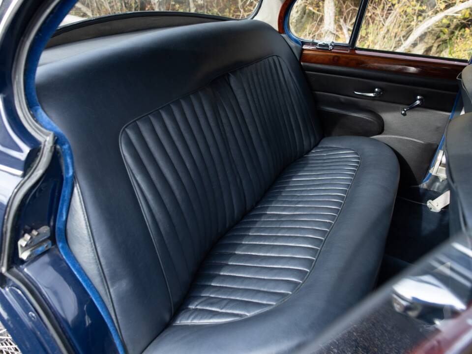 Bild 36/44 von Jaguar 340 (1968)