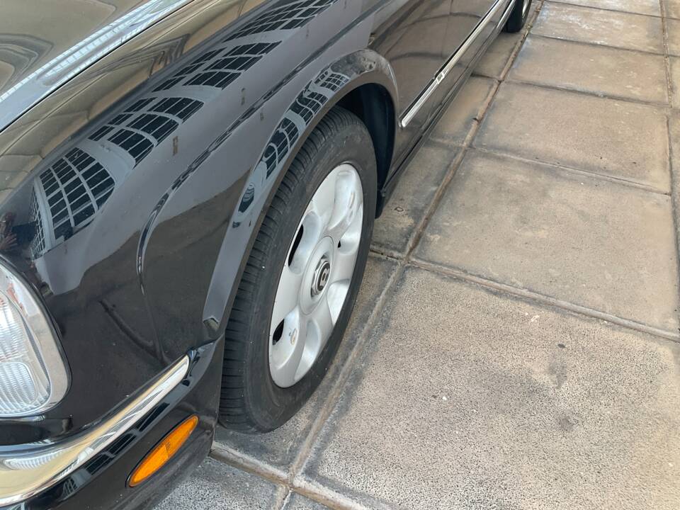 Bild 3/31 von Bentley Arnage Red Label (2000)
