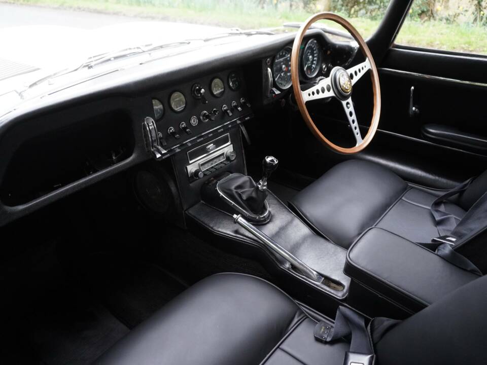 Afbeelding 11/18 van Jaguar E-Type 3.8 (1964)